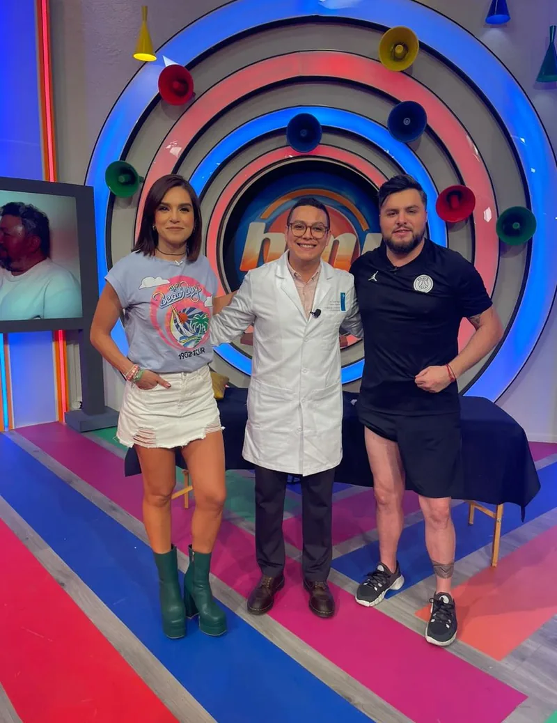 El Dr. Dalid Nieto Zepeda durante su participación en televisión hablando de salud vascular